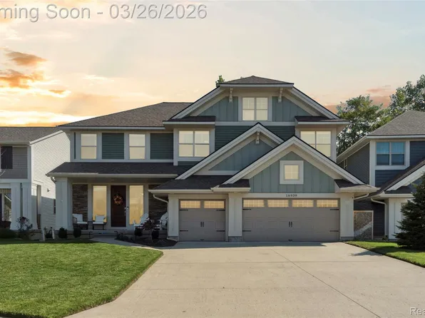 16939 Willowbrook Dr, Haslett, MI 48840