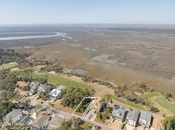 176 Davis Love Dr, Saint Helena Island, SC 29920