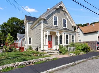 58 Epping St, Lowell, MA 01852
