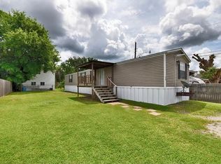 122 Robert St, Paradis, LA 70080