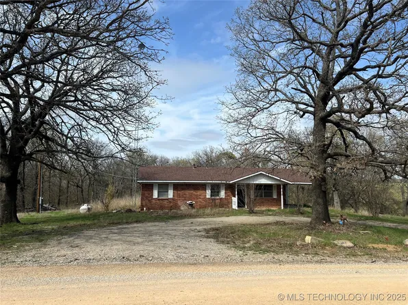520 Dozer Rd, Sulphur, OK 73086