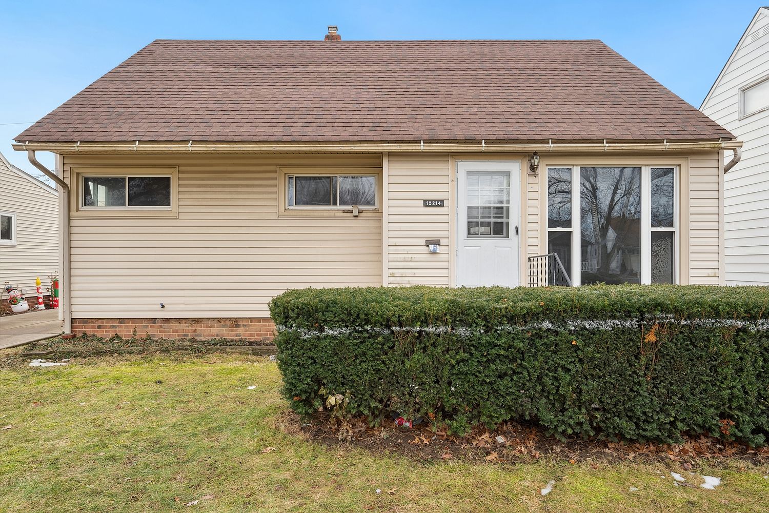 12214 Woodward Blvd, Garfield Heights, OH 44125 | Zillow