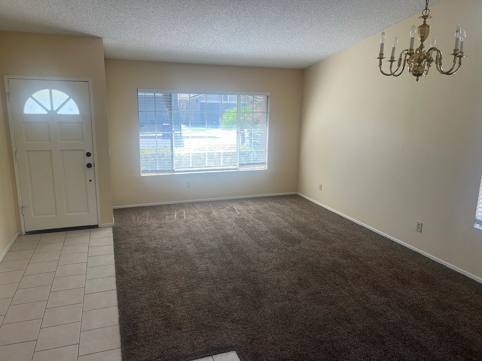 4 bed, 1595 sqft, $3,250 — Photo 2