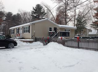 6 Oxford St, Merrimack, NH 03054