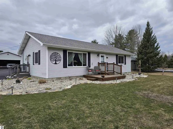 3042 Brodie Rd, South Branch, MI 48761