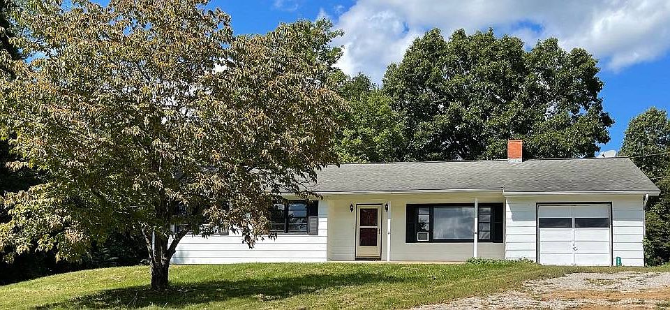 1st image of 5585 Chandlersville Rd