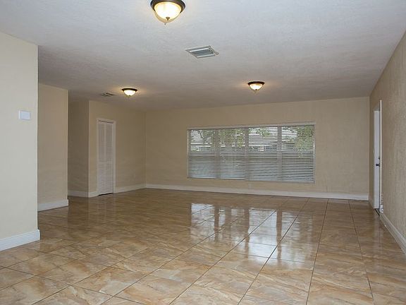 5th image of 240 Florida Ave