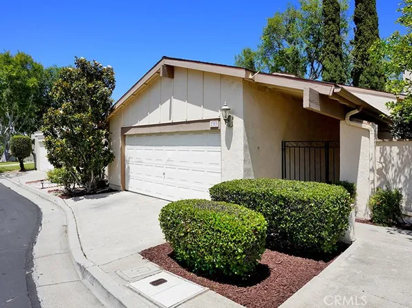 2909 Pinewood Ct, Fullerton, CA 92835