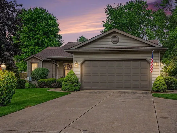 329 Bristol Ave, Middlebury, IN 46540