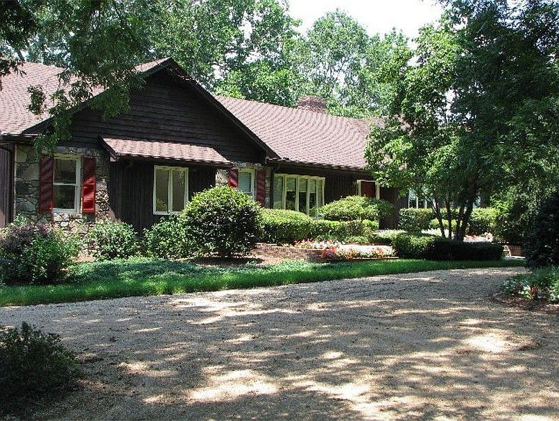 1st image of 763 Lakewood Dr