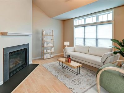 16 Corner Stone Way #10, Fitchburg, WI, 53711