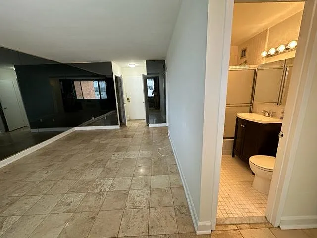 1021 Arlington Blvd #408 — Photo 7