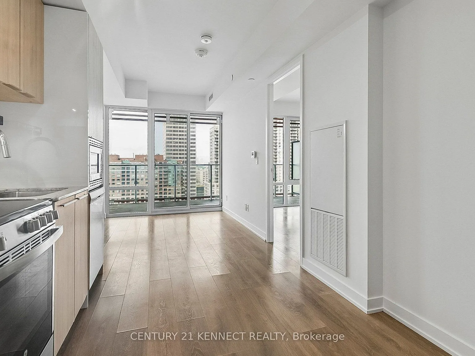 2 bed, $2,500 — Photo 4