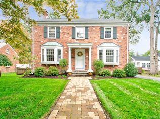 397 Auburn Rd, West Hartford, CT 06119