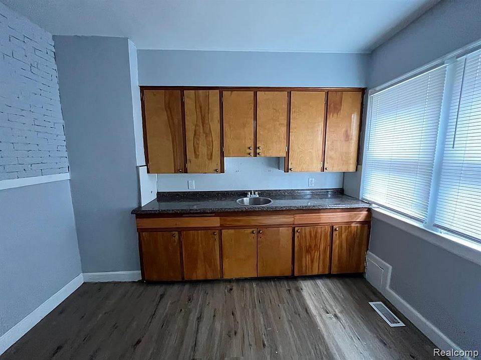 Kitchen view 1