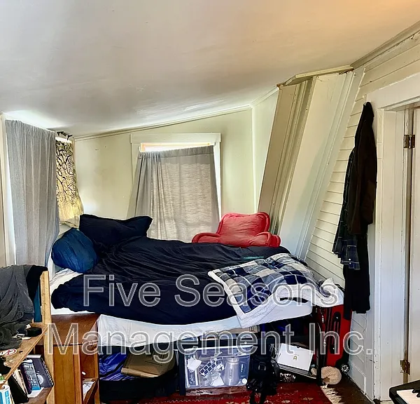 19 Grant St #7 — Photo 5