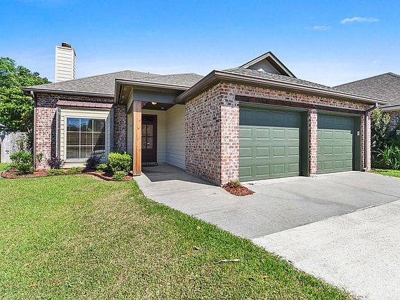 3rd image of 118 Imperial Palm Ln