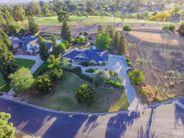 4116 Flintridge Dr, Bakersfield, CA 93306