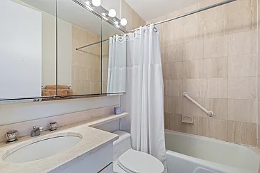 Rented by Nest Seekers International