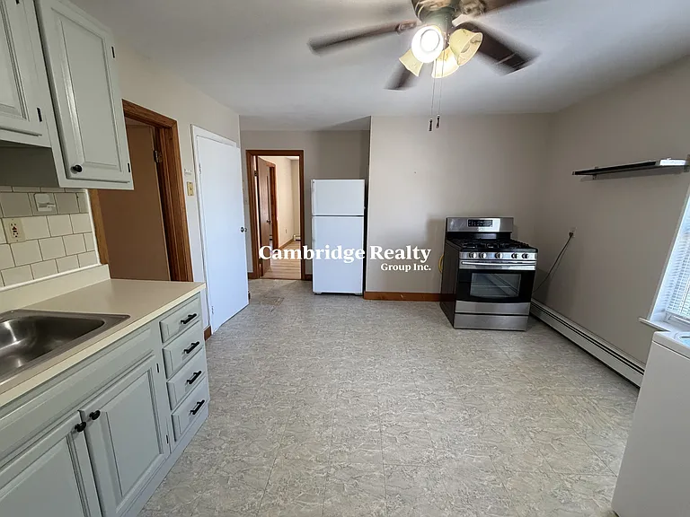 297 Elm St #3 — Photo 3