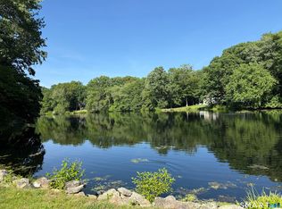 511 Hunting Ridge Rd, Stamford, CT 06903