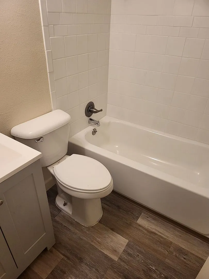 721 Santa Fe Ave SW — Photo 4
