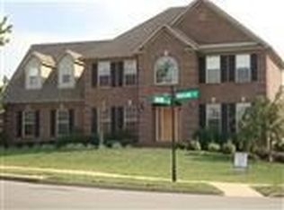 3201 Ridgecane Rd, Lexington, KY 40513