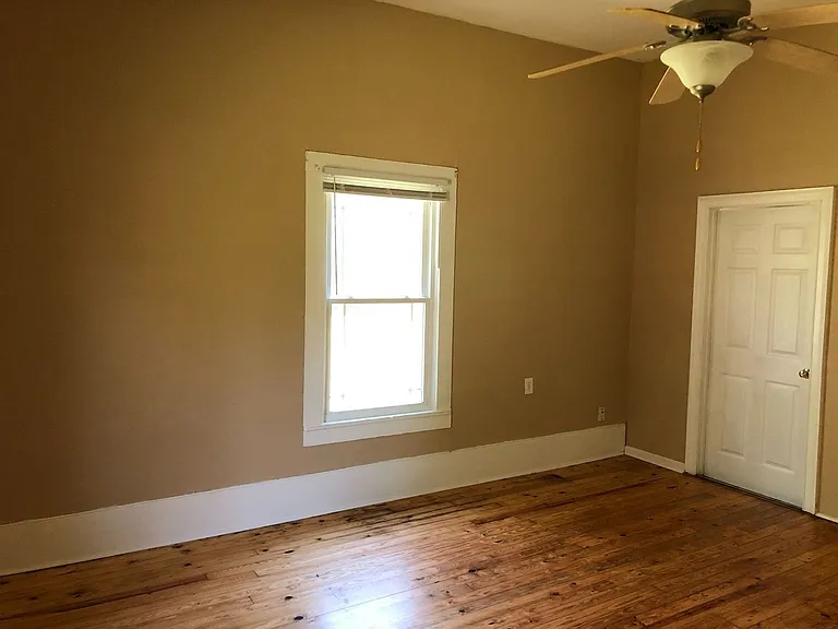 599 Gordon St — Photo 18