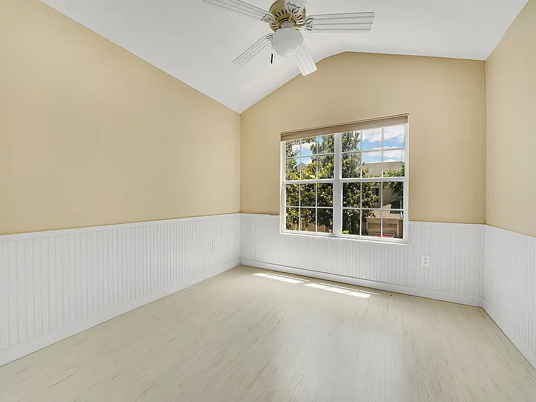 2508 Galliano Cir — Photo 11