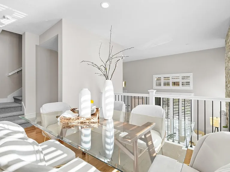 Laird Cir — Photo 22