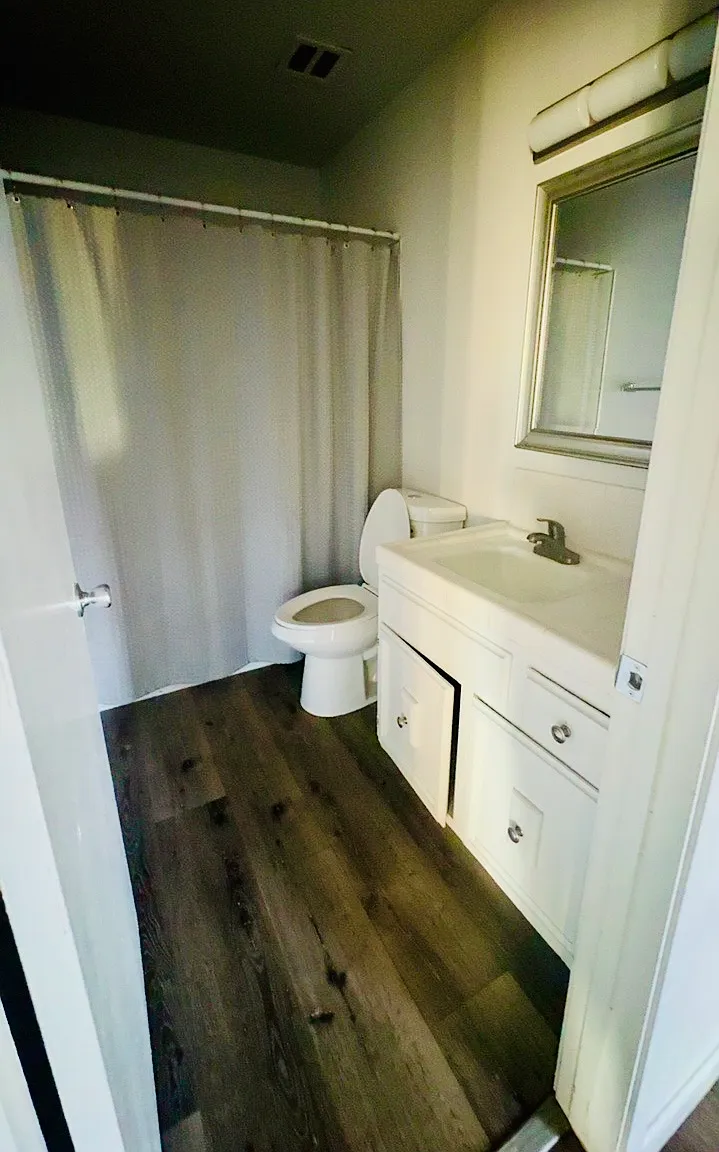Outrigger Apartments — Photo 4