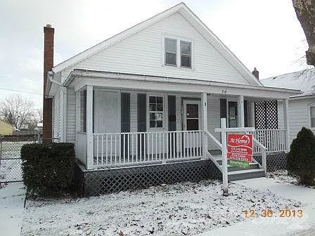 718 S Meade St photo 1