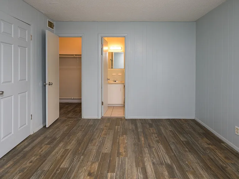 307 E Bryce Ave — Photo 11