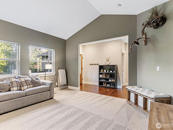 5th image of 4406 140th Street NW