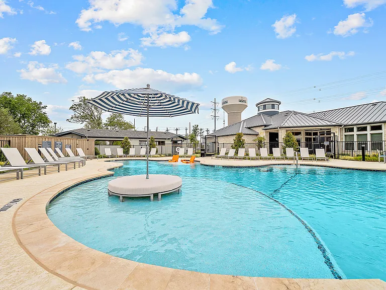 Estates of McKinney — Photo 14