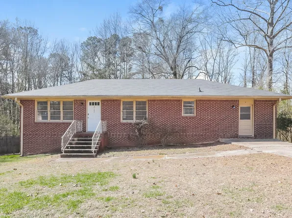 2147 Camp Cir SW, Lilburn, GA 30047