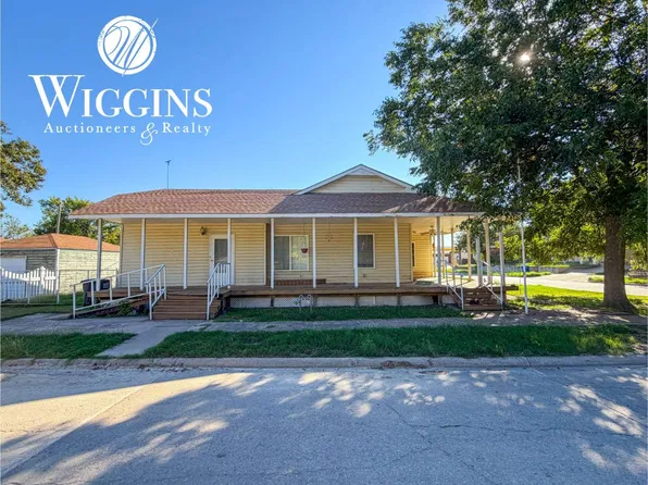 1022 W Pine Ave, Enid, OK 73703