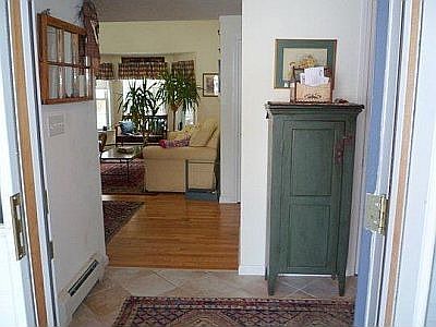 2nd image of 105 Hampton Glen Dr