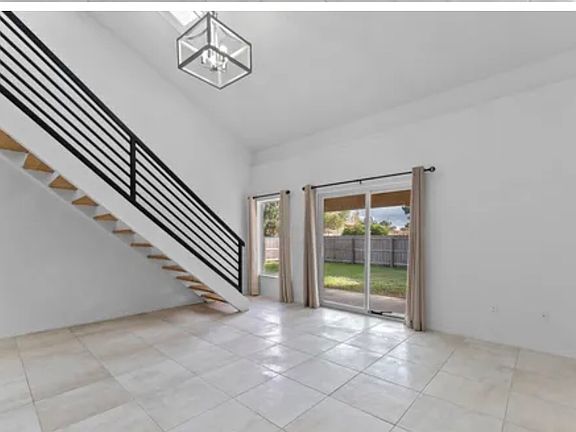 5th image of 2747 Gray Fox Ln