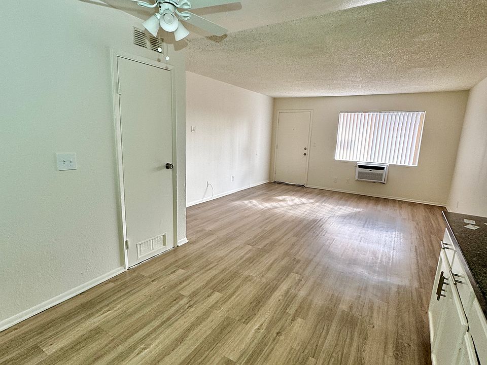 1st image of 13760 Vanowen St APT 5