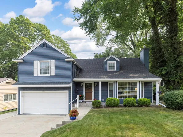 4117 Wood St, Erie, PA 16509