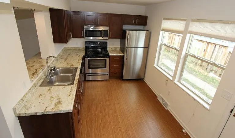 5302 Brody Dr — Photo 2