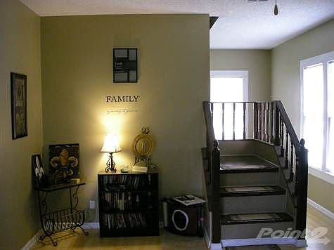 1703 North State 002