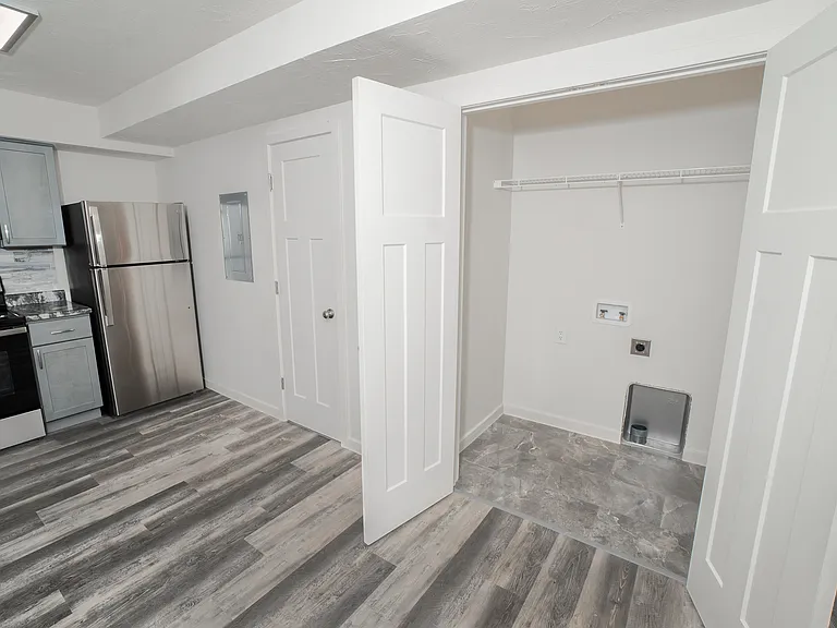 Laundry Area with Washer & Dryer Connections