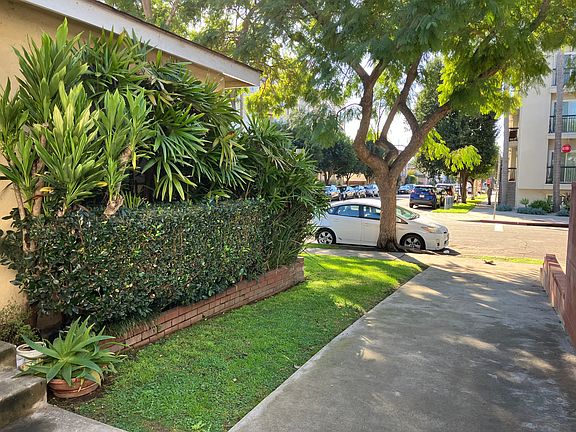 4th image of 1634 Federal Ave APT 3