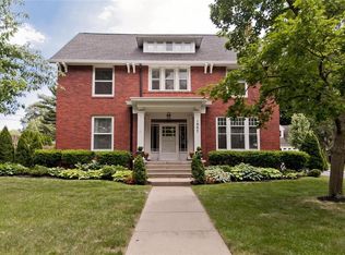 1907 2nd Ave SE, Cedar Rapids, IA