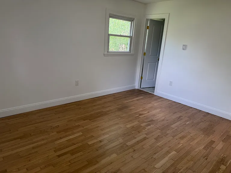 72 Blooming Grove Tpke — Photo 8