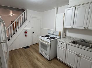 33 Hills Pl, Trenton, NJ 08611