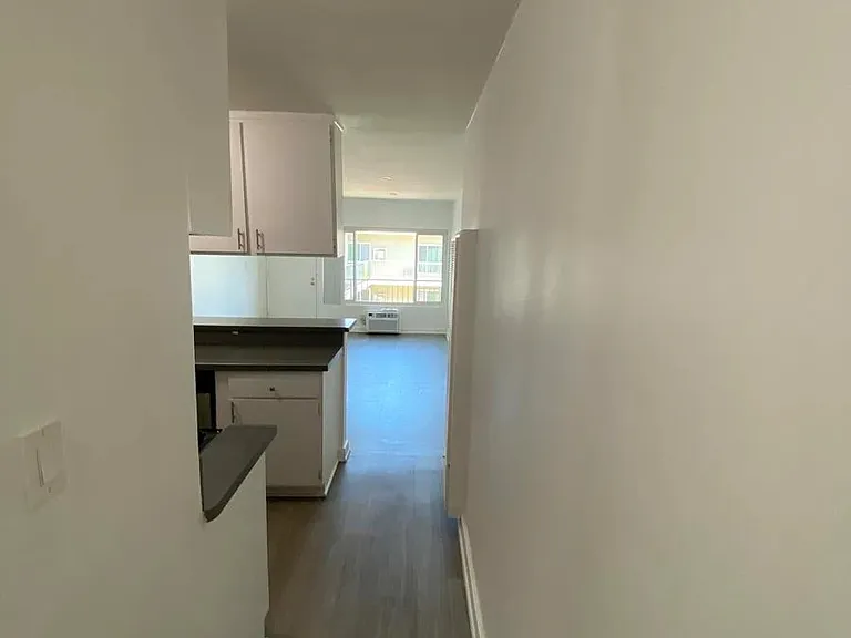 5307 Sepulveda Blvd. — Photo 26