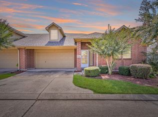 1726 Village Townhome Dr, Pasadena, TX 77504